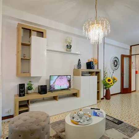 Camelia - Historical Center Near - Happy Apartamento