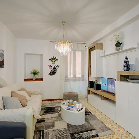 Apartamento Camelia - Historical Center Near - Happy Toscolano-Maderno